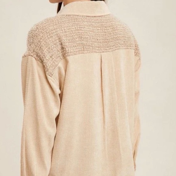 Hem & Thread Shacket Top - Picture 2 of 8